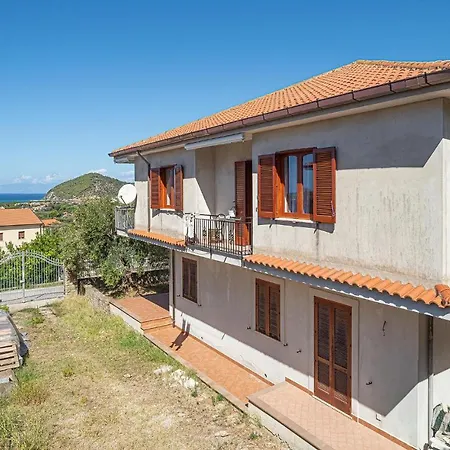 Holiday home Celeste *